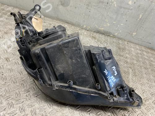 Left headlight BMW 5 (E60) 520 i | BP25654475C28 