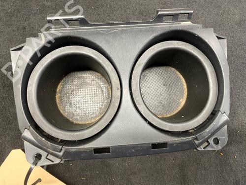 Used Cup/Object holder Cup/Object holder TOYOTA RAV 4 III (_A3_) 2.2 D 4WD (ALA30_, ALA30R) (136 hp) 33829889 33829889