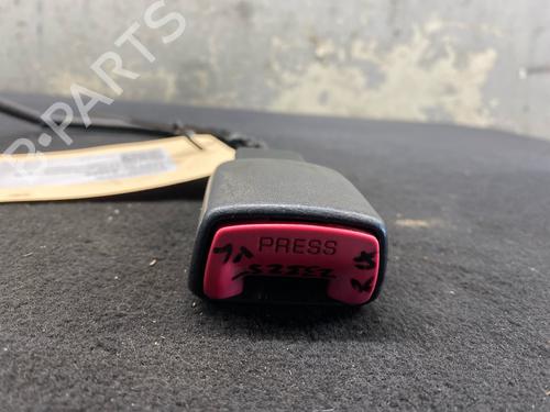 Engache cinturón Engache cinturón TOYOTA RAV 4 III (_A3_) 2.2 D 4WD (ALA30_, ALA30R) (136 hp) 33829910 33829910