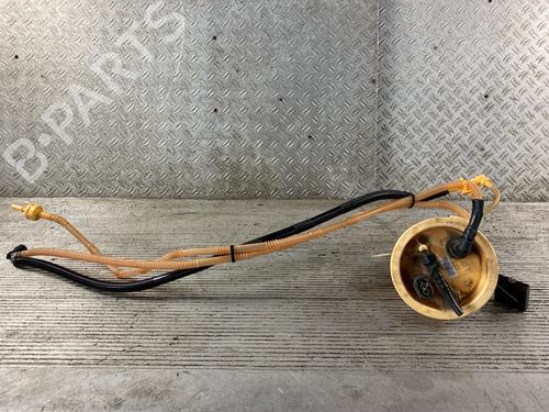 Used Fuel pump BMW 3 Touring (E91) 318 d (143 hp) 22339468