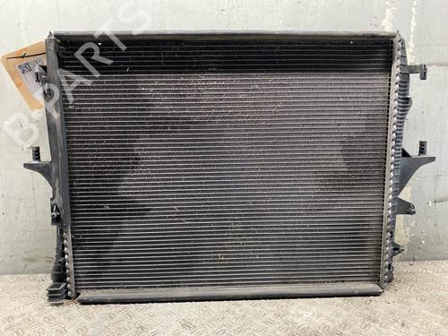 Used Water radiator Water radiator 37760284 37760284