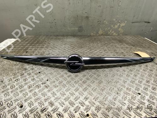 Trunk håndtak OPEL INSIGNIA A (G09) 2.0 CDTI (68) (131 hp) 31013937