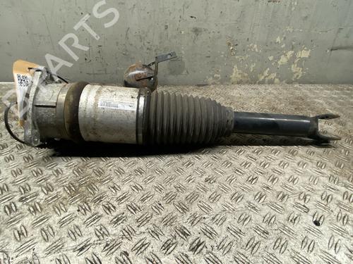 Listwa nadkola tylnego lewego AUDI A8 D3 (4E2, 4E8) 4.2 TDI quattro | BP29946734C136