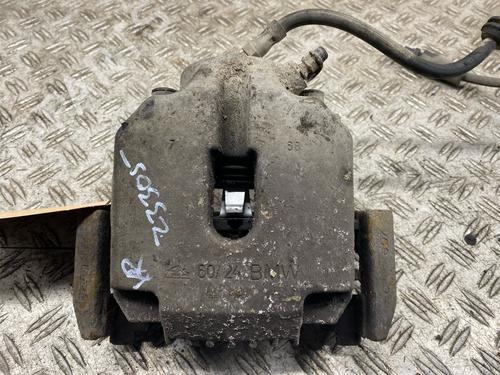 Used Right front brake caliper BMW 5 Touring (E61) 525 d (177 hp) 32991335