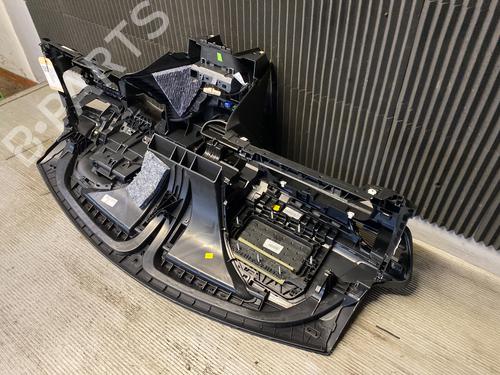 Dashboard PEUGEOT 208 I (CA_, CC_) 1.2 PureTech 82 | BP15971037C46 