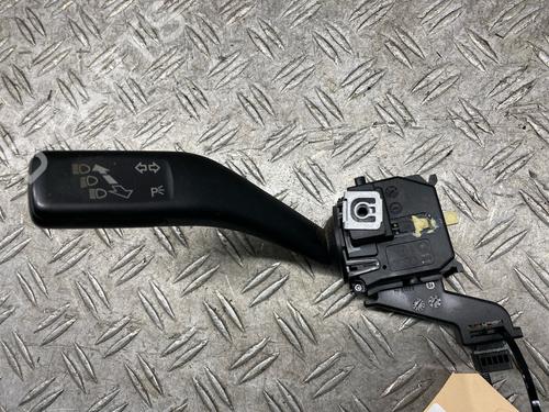 Used Steering column stalk VW GOLF VI (5K1) 1.6 TDI (105 hp) 25158377