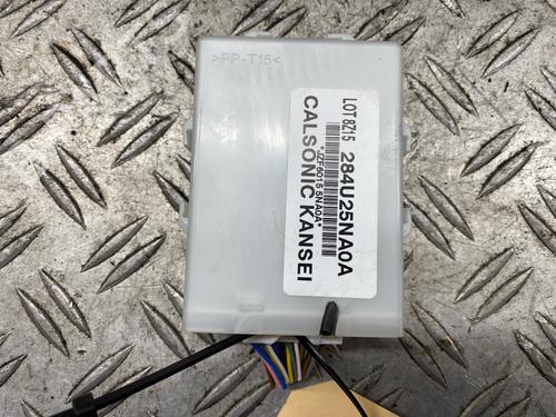 Used Control unit NISSAN QASHQAI II (J11, J11_) 1.3 DIG-T (160 hp) 30940501