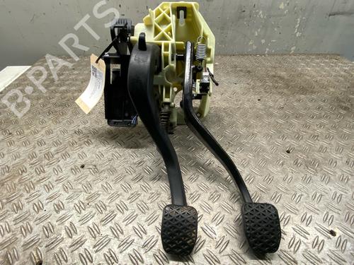 Used Pedal BMW 5 Touring (F11) 520 d (184 hp) 26604751
