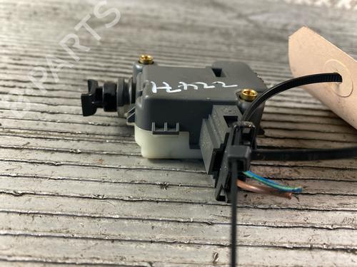 Fuel door actuator VW TOUAREG (7LA, 7L6, 7L7) 2.5 R5 TDI | BP16586982E18 