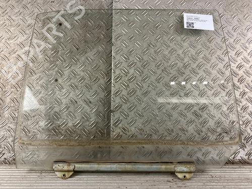 Used Rear right quarter glass MERCEDES-BENZ S-CLASS Saloon (W108, W109) 250 S (108.012) (130 hp) 15710803