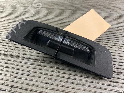 Used Tailgate handle OPEL ASTRA K Sports Tourer (B16) 1.6 CDTi (35) (136 hp) 24604272