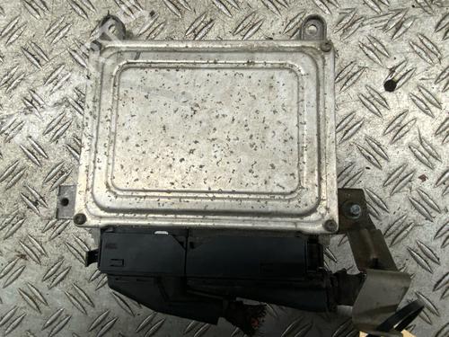 Used Engine control unit (ECU) MERCEDES-BENZ A-CLASS (W169) A 170 (169.032, 169.332) (116 hp) 32305276