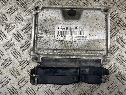 Calculateur moteur (ecu) Calculateur moteur (ecu) VW GOLF IV (1J1) 1.4 16V (75 hp) 36570238 36570238