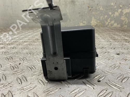 Fuse box NISSAN QASHQAI II (J11, J11_) 1.3 DIG-T | BP30907842E1