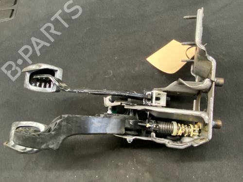 Pedal PEUGEOT 2008 I (CU_) 1.2 THP 110 / PureTech 110 | BP33690555I4  - Image 6