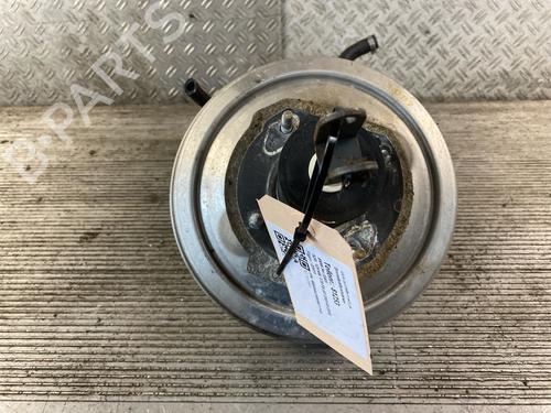 Used Servo brake BMW 5 (E60) 520 i (170 hp) 21533922