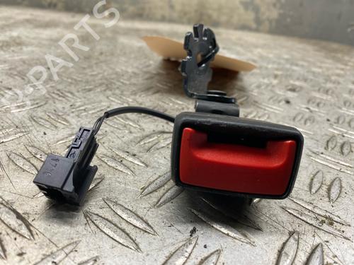 Used Seat buckle AUDI A4 B9 Avant (8W5, 8WD) 2.0 TDI (150 hp) 33182677