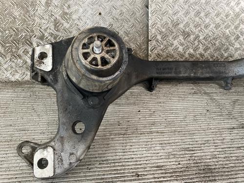 Crossmember AUDI Q7 (4LB) 4.2 TDI quattro | BP18355297C162 