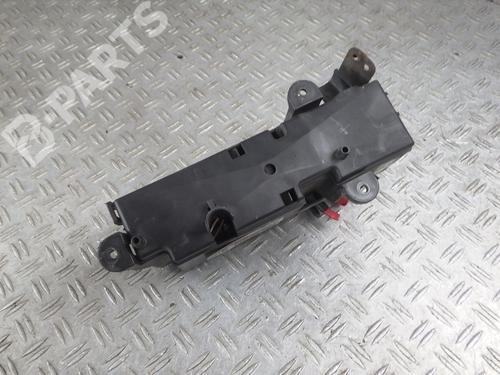 Fuse box CHRYSLER STRATUS Convertible (JX) 2.5 LX | BP8047785E1 