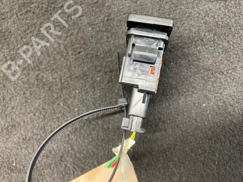 Switch TOYOTA RAV 4 III (_A3_) 2.2 D 4WD (ALA30_, ALA30R) | BP33845263I30 - Image 6