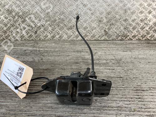 Tailgate lock JEEP GRAND CHEROKEE II (WJ, WG) 2.7 CRD 4x4 | BP18092823C101 