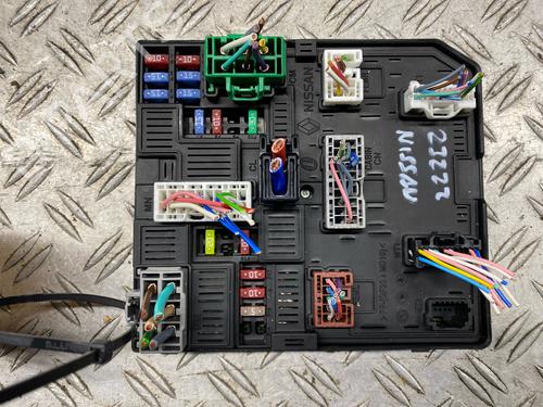 Scatola Fusibili NISSAN QASHQAI II (J11, J11_) 1.3 DIG-T (160 hp) 30907844