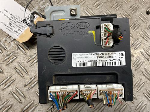 Used Electronic module HYUNDAI SANTA FÉ II (CM) 2.2 CRDi 4x4 (155 hp) 27515008