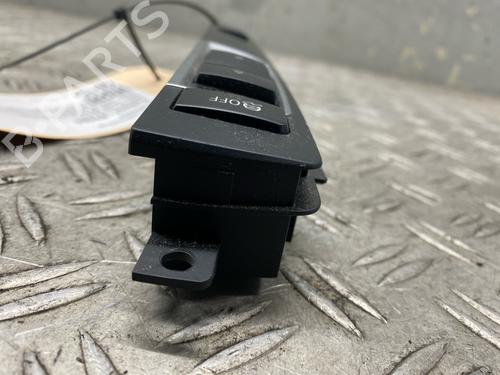 Switch BMW 5 Touring (F11) 520 d | BP26738700I30 