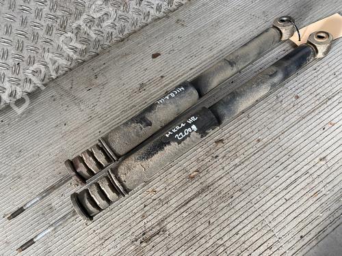 Used Right rear shock absorber NISSAN MICRA III (K12) 1.2 16V (65 hp) 14606431