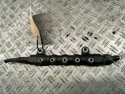 Regua injecçao Regua injecçao TOYOTA RAV 4 III (_A3_) 2.2 D 4WD (ALA30_, ALA30R) (136 hp) 33829951 33829951