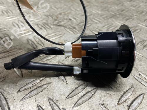 Switch NISSAN QASHQAI II (J11, J11_) 1.3 DIG-T | BP30907821I30 - Image 3