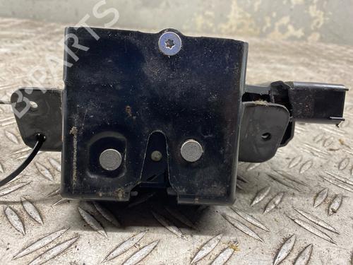 Used Tailgate lock OPEL INSIGNIA A Sports Tourer (G09) 2.0 CDTI (35) (160 hp) 29825894