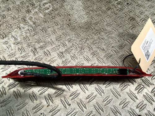 Third brake light VW GOLF VI (5K1) 1.4 TSI | BP34536675L11  - Image 9