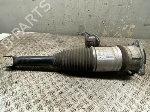 Listwa nadkola tylnego prawego AUDI A8 D3 (4E2, 4E8) 4.2 TDI quattro | BP29946735C137