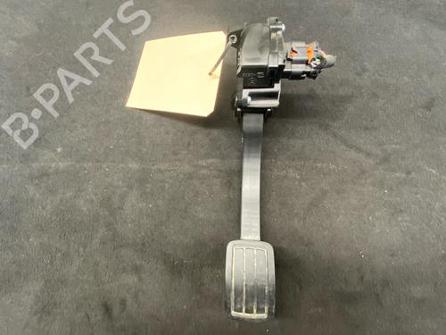 Pedale Pedale PEUGEOT 308 SW II (LC_, LJ_, LR_, LX_, L4_) 1.2 THP 130 (131 hp) 34211274 34211274