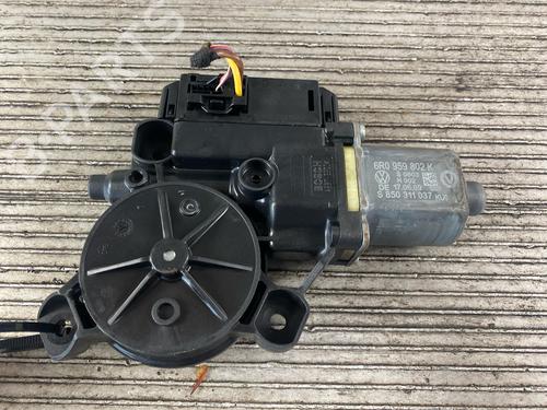 Rudehejsemotor forskærm højre VW POLO V (6R1, 6C1) 1.2 (70 hp) 19922899