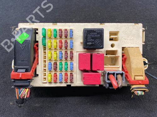 Used Fuse box Fuse box ALFA ROMEO 159 Sportwagon (939_) 1.9 JTDM 8V (939BXE1B) (120 hp) 40461947 40461947