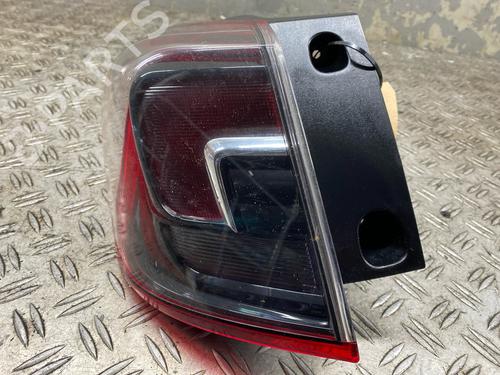 Used Left taillight Left taillight OPEL CROSSLAND X / CROSSLAND (P17, P2QO) 1.2 (75) (131 hp) 36066019 36066019