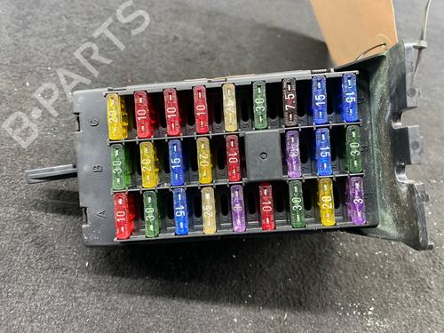 Used Fuse box Fuse box JAGUAR XJ (XJ40, XJ81) 6 3.2 24V (199 hp) 34006718 34006718
