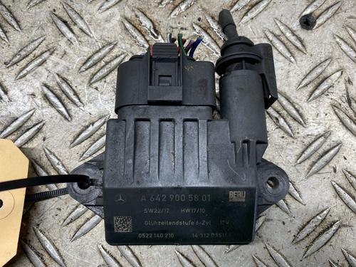 Used Electronic module MERCEDES-BENZ E-CLASS T-Model (S211) E 280 T CDI (211.220) (190 hp) 29539131