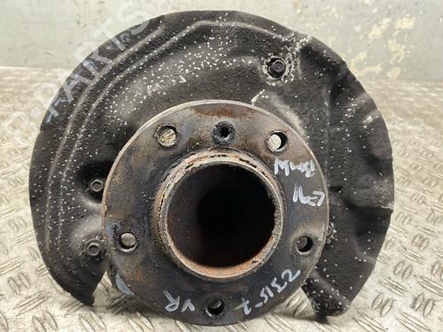 Used Right front steering knuckle BMW 3 Touring (E91) 318 i (143 hp) 29627154