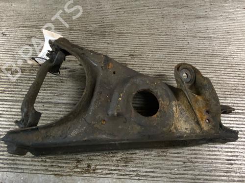 Used Left front suspension arm MERCEDES-BENZ /8 (W114) 230.6 (114.015) (120 hp) 17664701