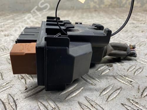Fuse box OPEL INSIGNIA A (G09) 2.0 CDTI (68) | BP30975250E1