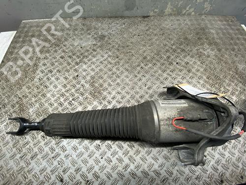 Venstre foran skjermliste AUDI A8 D3 (4E2, 4E8) 4.2 TDI quattro (326 hp) 30089933