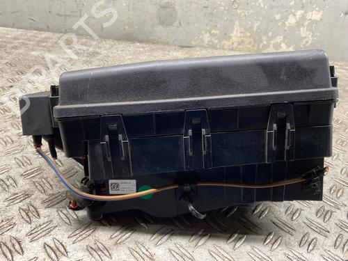 Fuse box OPEL INSIGNIA A Sports Tourer (G09) 2.0 CDTI (35) | BP29825903E1