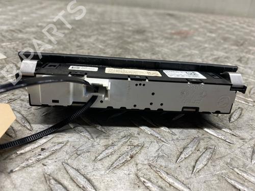 Switch BMW 7 (F01, F02, F03, F04) 750 i, Li xDrive | BP23643415I30 
