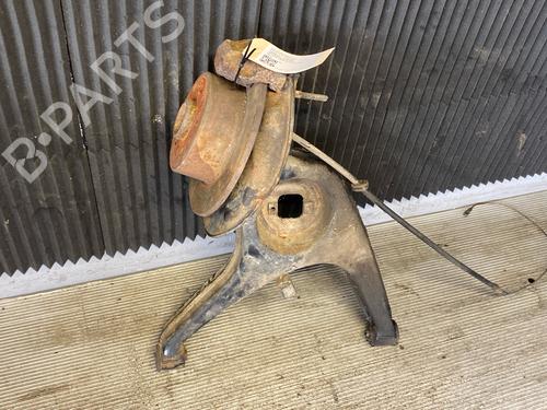 Used Right rear steering knuckle MERCEDES-BENZ /8 (W114) 230.6 (114.015) (120 hp) 17533891