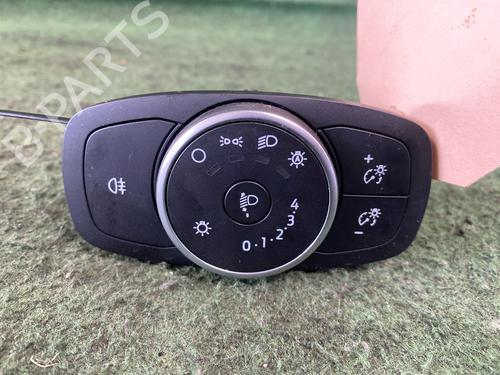 Used Headlight switch FORD FIESTA VII (HJ, HF) 1.1 Ti-VCT (70 hp) 19650862