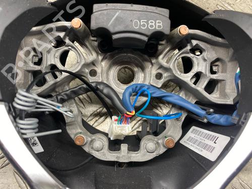 Steering wheel NISSAN QASHQAI II (J11, J11_) 1.3 DIG-T | BP30964076C49