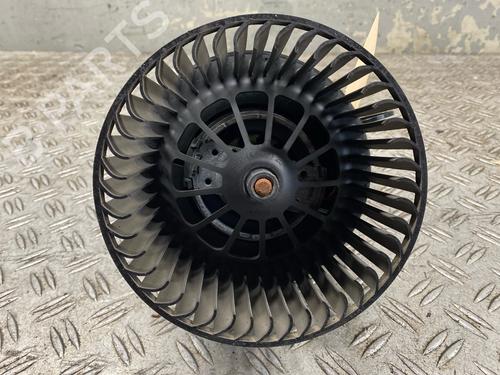 Heater blower motor FORD KUGA I 2.0 TDCi 4x4 | BP31668362M62